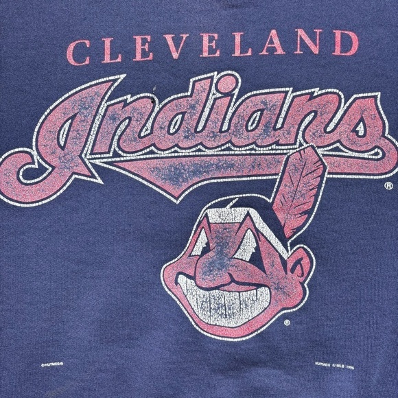 Vintage Cleveland Indians Sweatshirt Mens Medium Crewneck 90s Chief Wahoo Thin - Picture 2 of 7